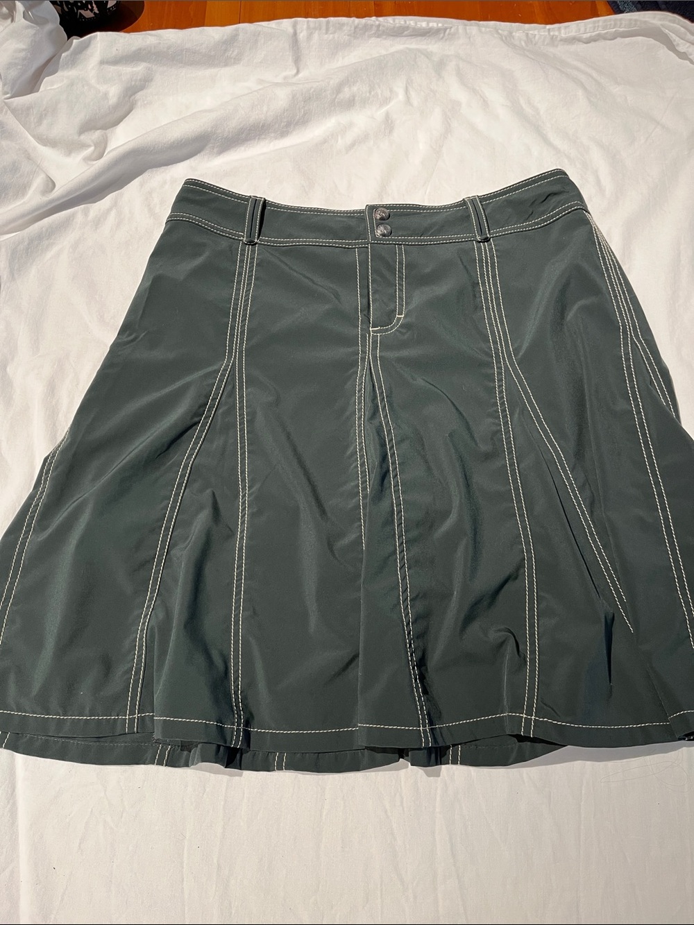 Athleta Charcoal Grey “Whatever” Skort with Contrast Stitching, size 10